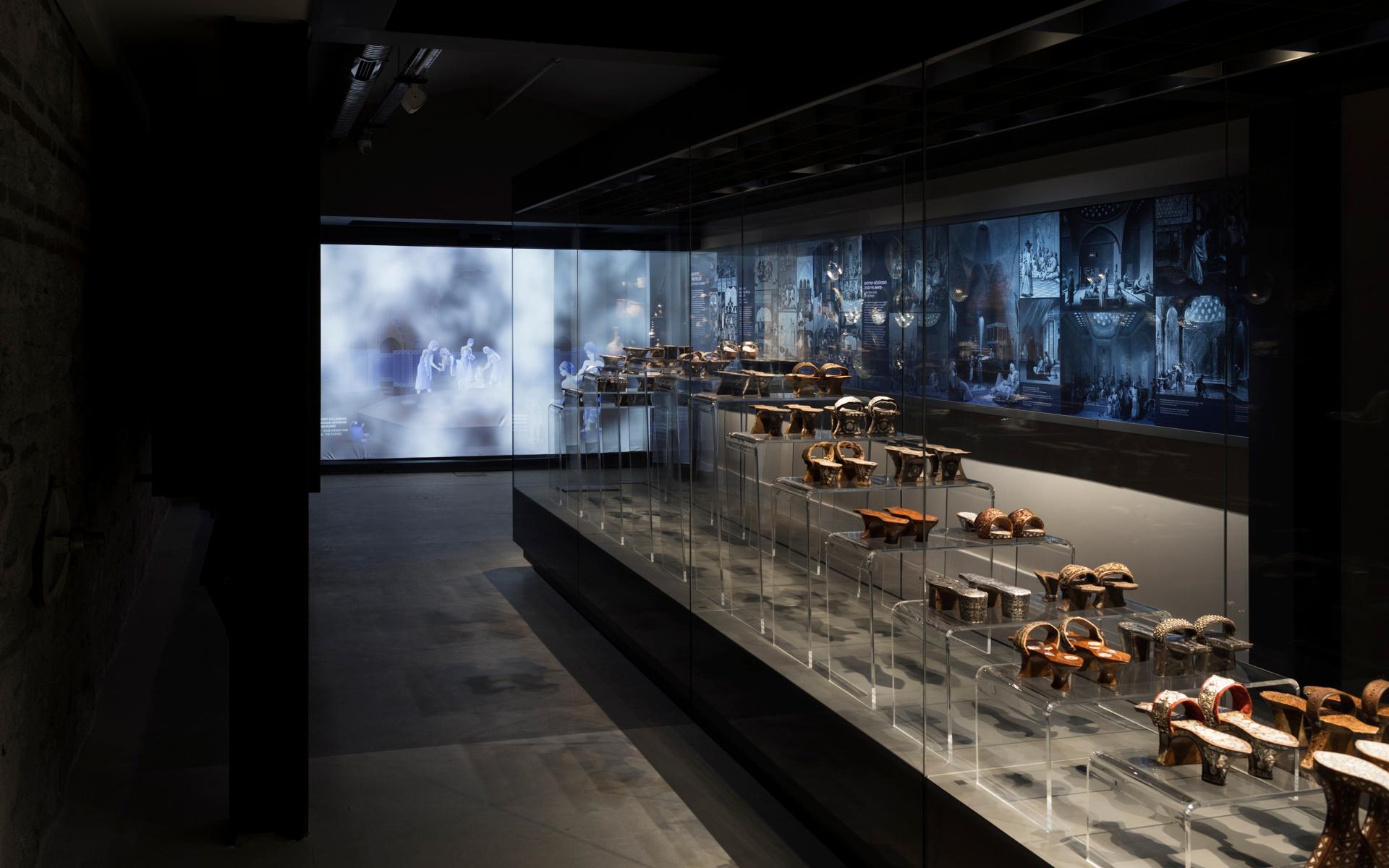 Zeyrek Çinili Hamam