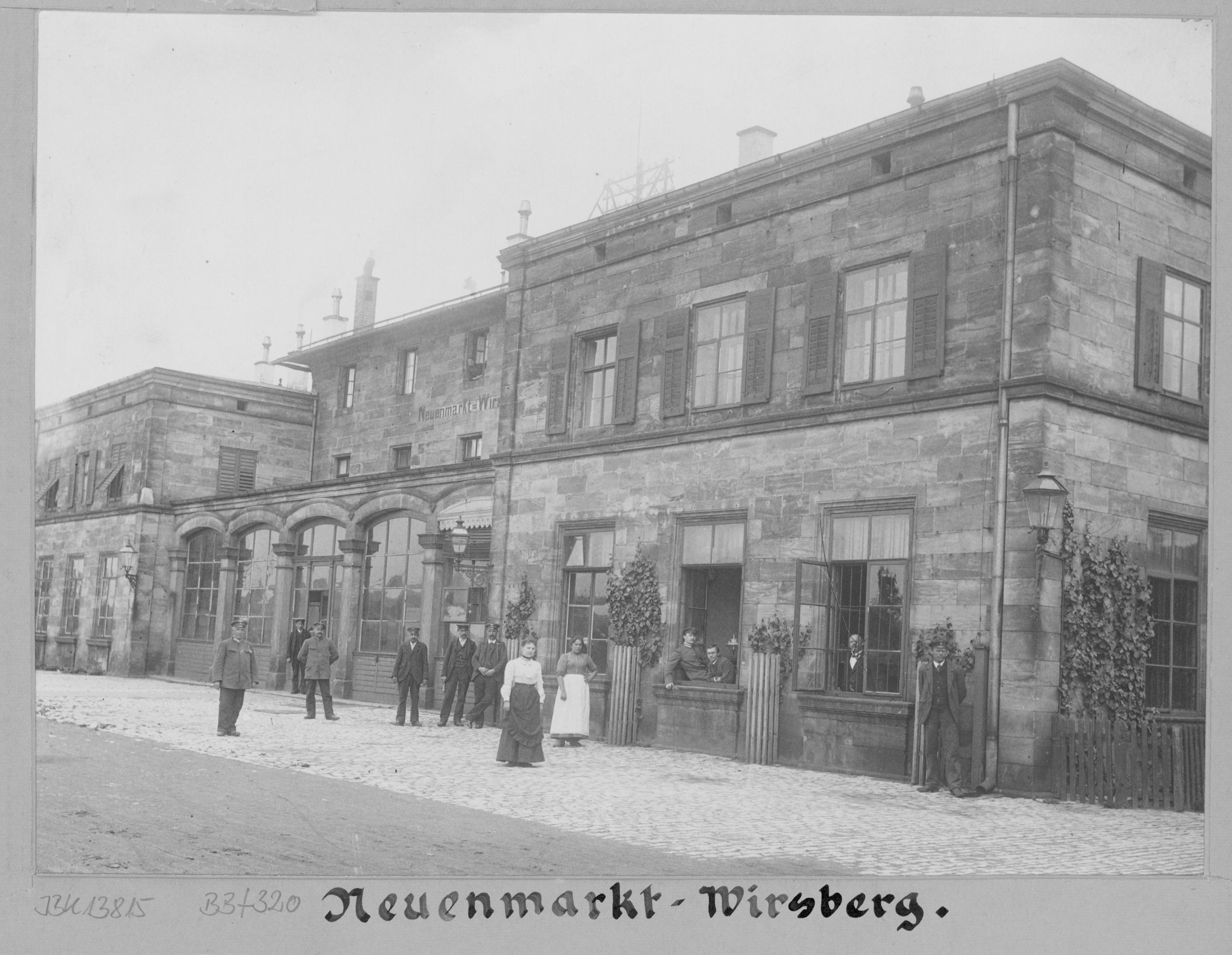 Der Bahnhof Neuenmarkt um 1900