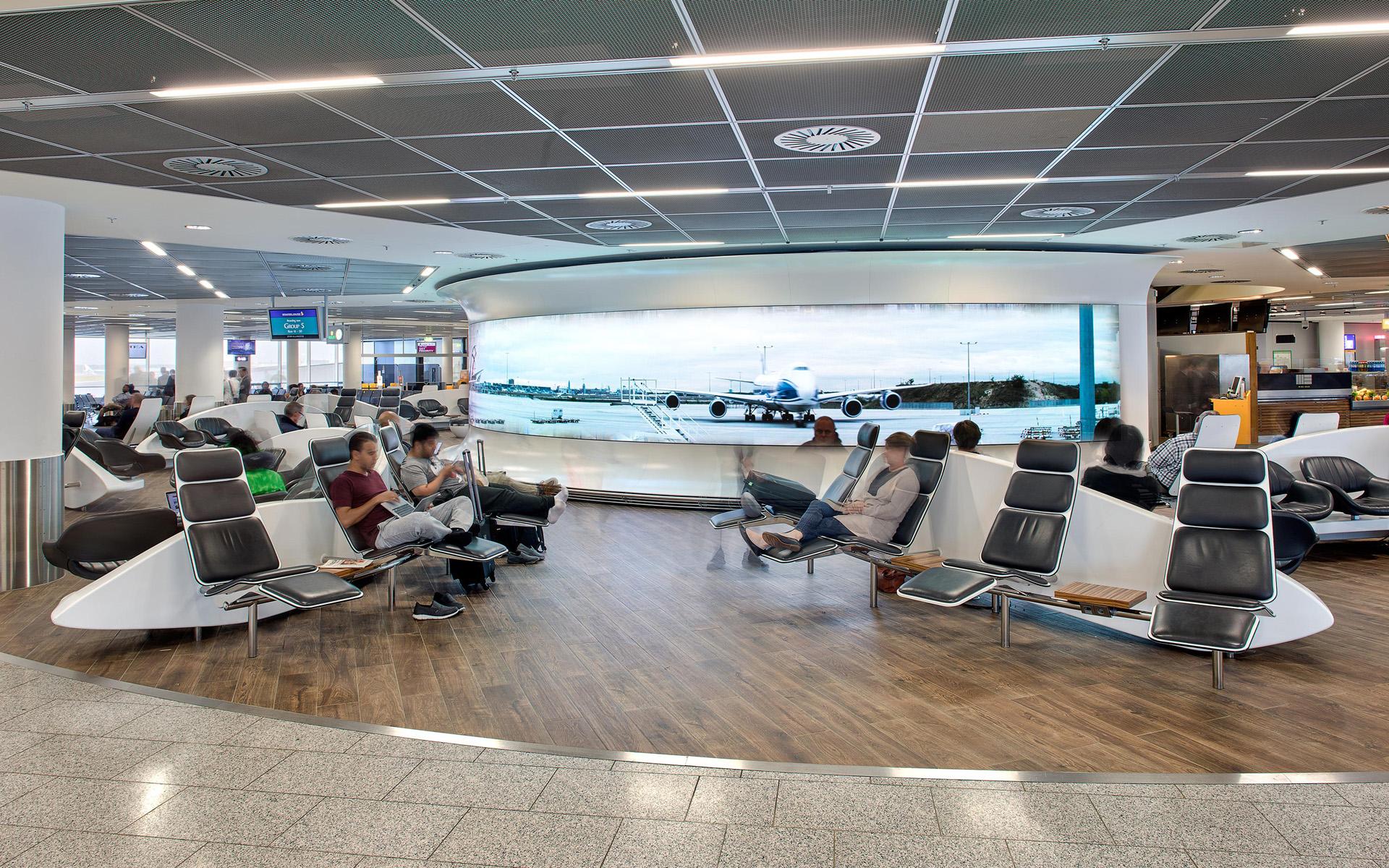 Frankfurt Airport – Welcome